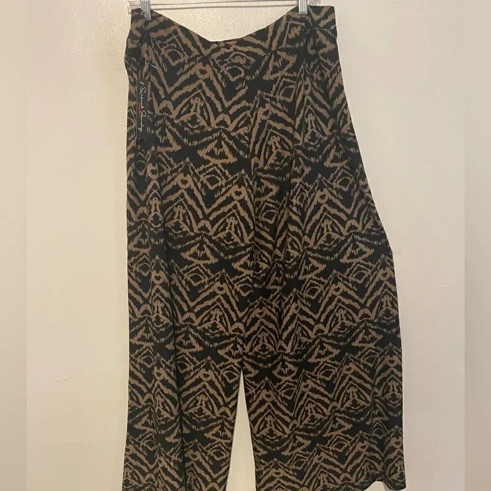 French Laundry Black/Tan print wide-leg pants, size 2X